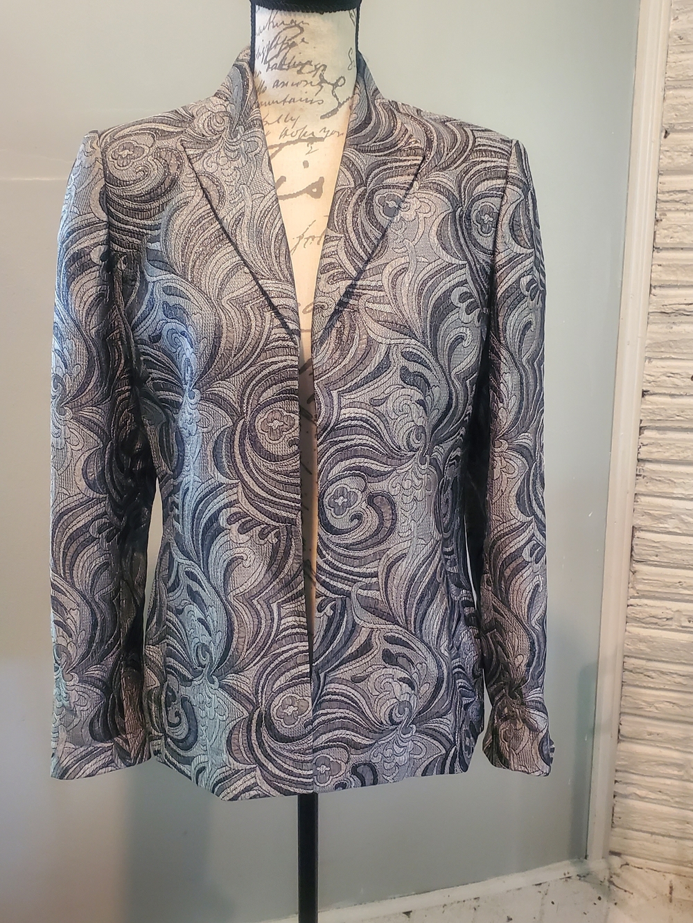 Vtg Kasper Metallic Jacquard Blazer Jacket Silver & Black Swirl Pattern Size 8